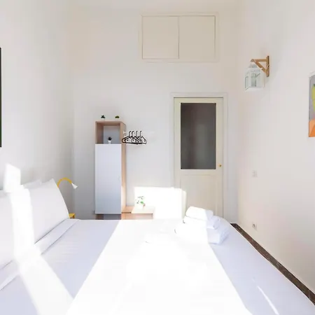 Lägenhet Hostly-maison Sant'angelo-few Steps From Vatican Rom